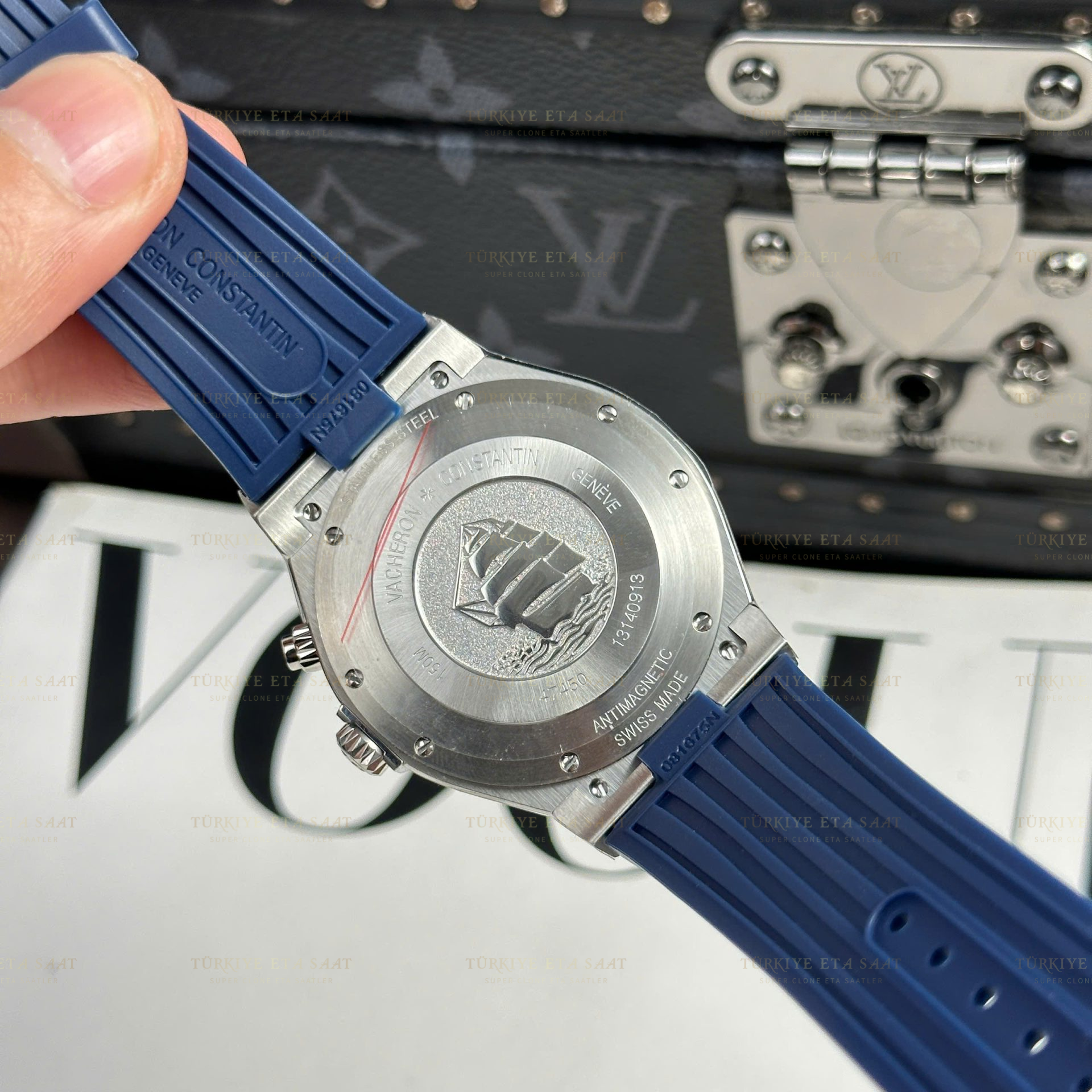 Vacheron-Constantin-Overseas-Dual-Time-47450-9F-42mm-turkiyeetasaat-eta-saat (9) Vacheron-Constantin-Overseas-Dual-Time-47450-9F-42mm-turkiyeetasaat-eta-saat (9)