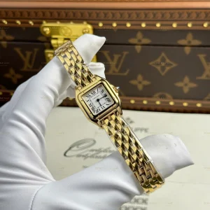Cartier Panthère Mini Yellow Gold 22x30mm – Beyaz Kadran, BV Factory Super Clone Kadın Saati